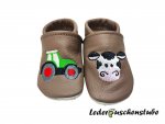 Lederpuschen Stickerei Traktor & Kuh